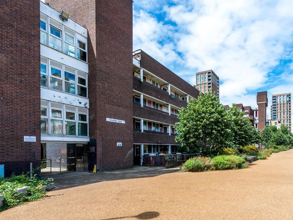Sootheus - Cosy Surrey Quays Apartment London