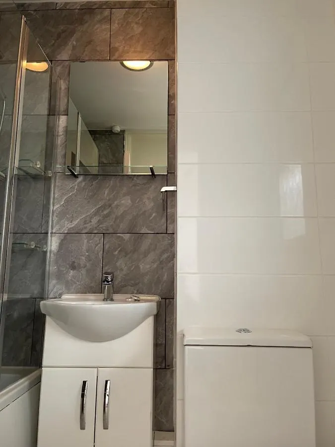 Sootheus - Cosy Surrey Quays Apartment London United Kingdom